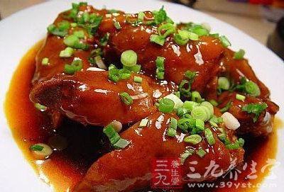 六款食補美湯 既美容又豐胸
