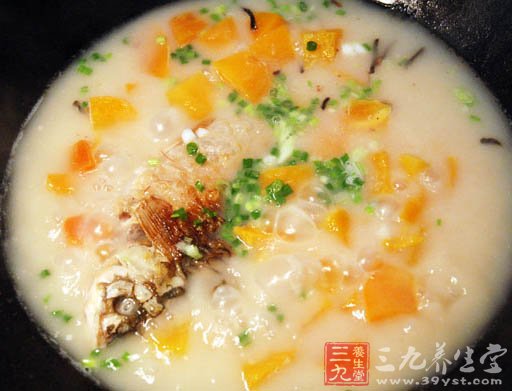 養生又美味的鲫魚木瓜湯