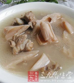 四款特色湯讓女人在冬季養顏瘦身又抗寒