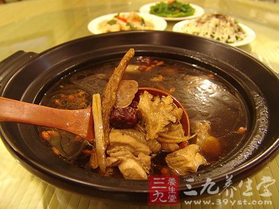 滋補食療方 呵護受損秀發