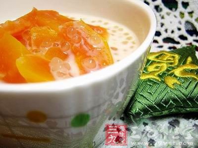 女人豐胸的最佳食譜 牛奶炖雞