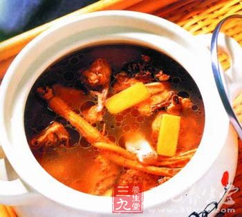 冬季多喝滋潤肺腑湯 有效養顏瘦身的功效