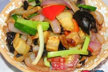 食洋蔥炒肉可提高工作效率
