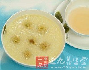 香甜美味的花粥吃出可人兒